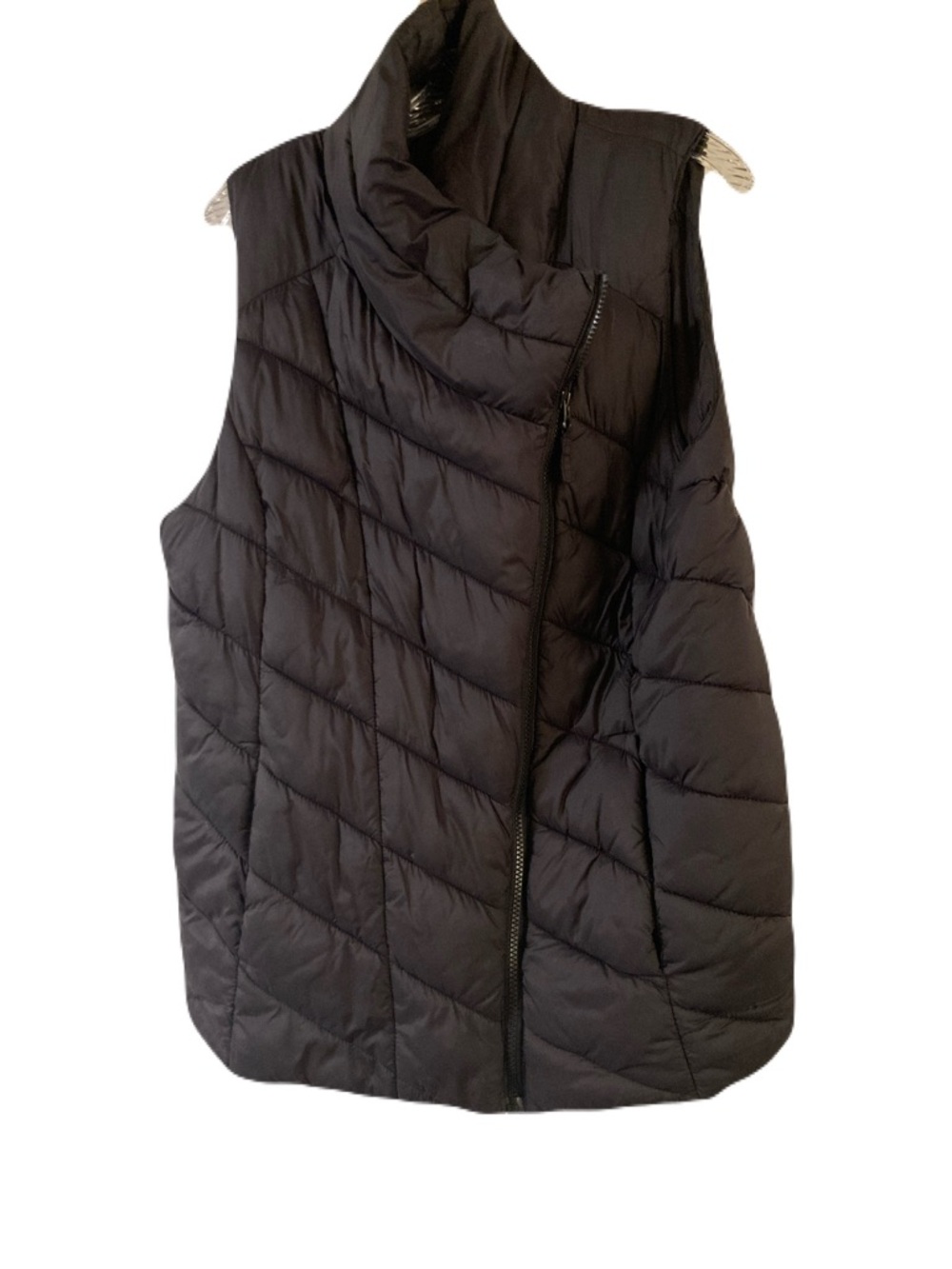 Nicole Miller Women's Asymmetrical Full Zip Quilted Puffer Vest